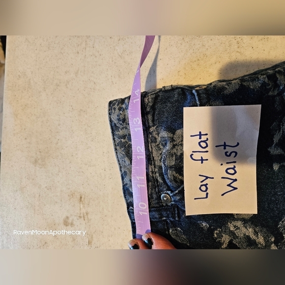 Forever 21 Printed Pants - Picture 6 of 8